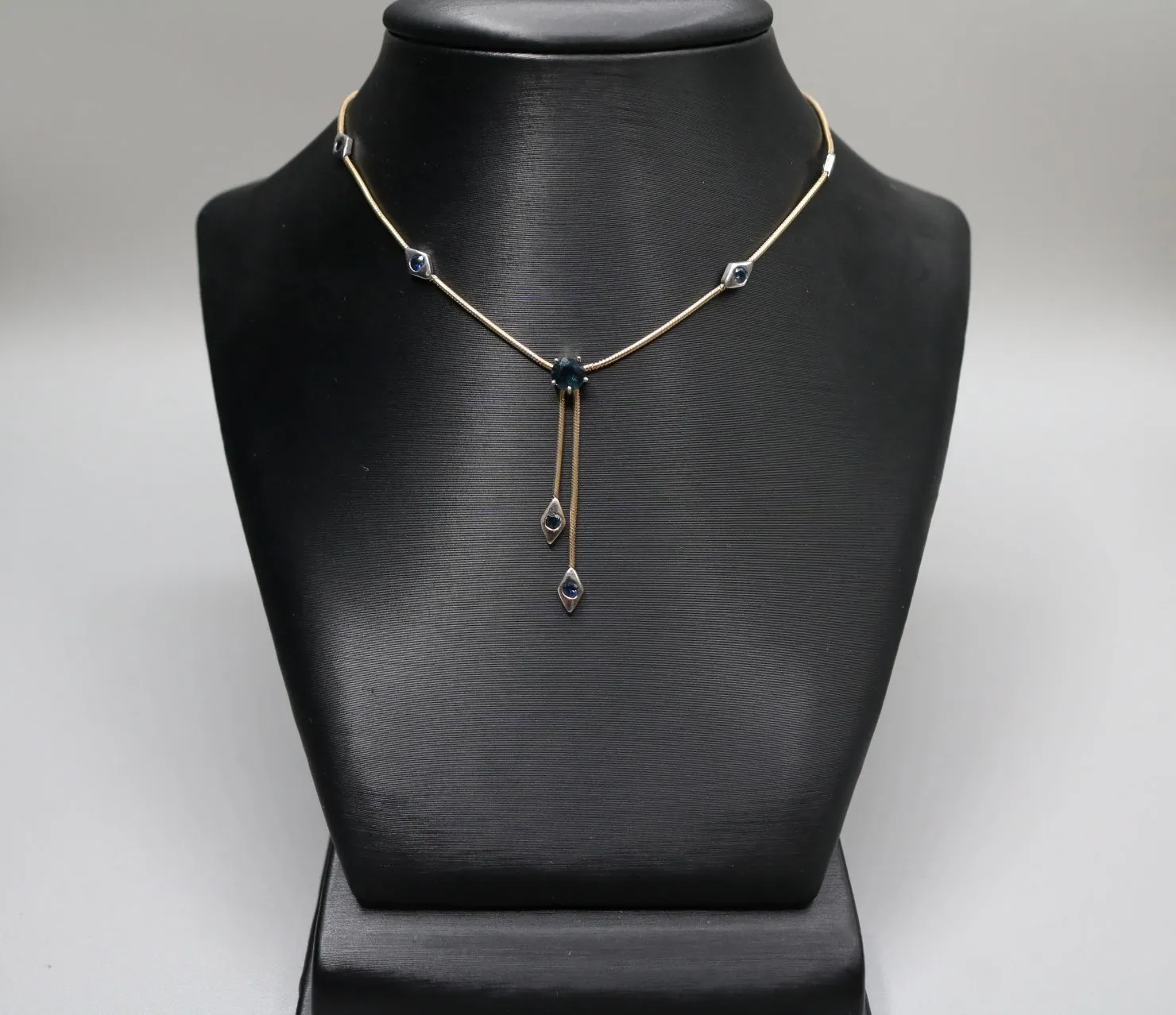 14K Two Tone Gold Sapphire Necklace (17 Inches) (0.55 CTW)