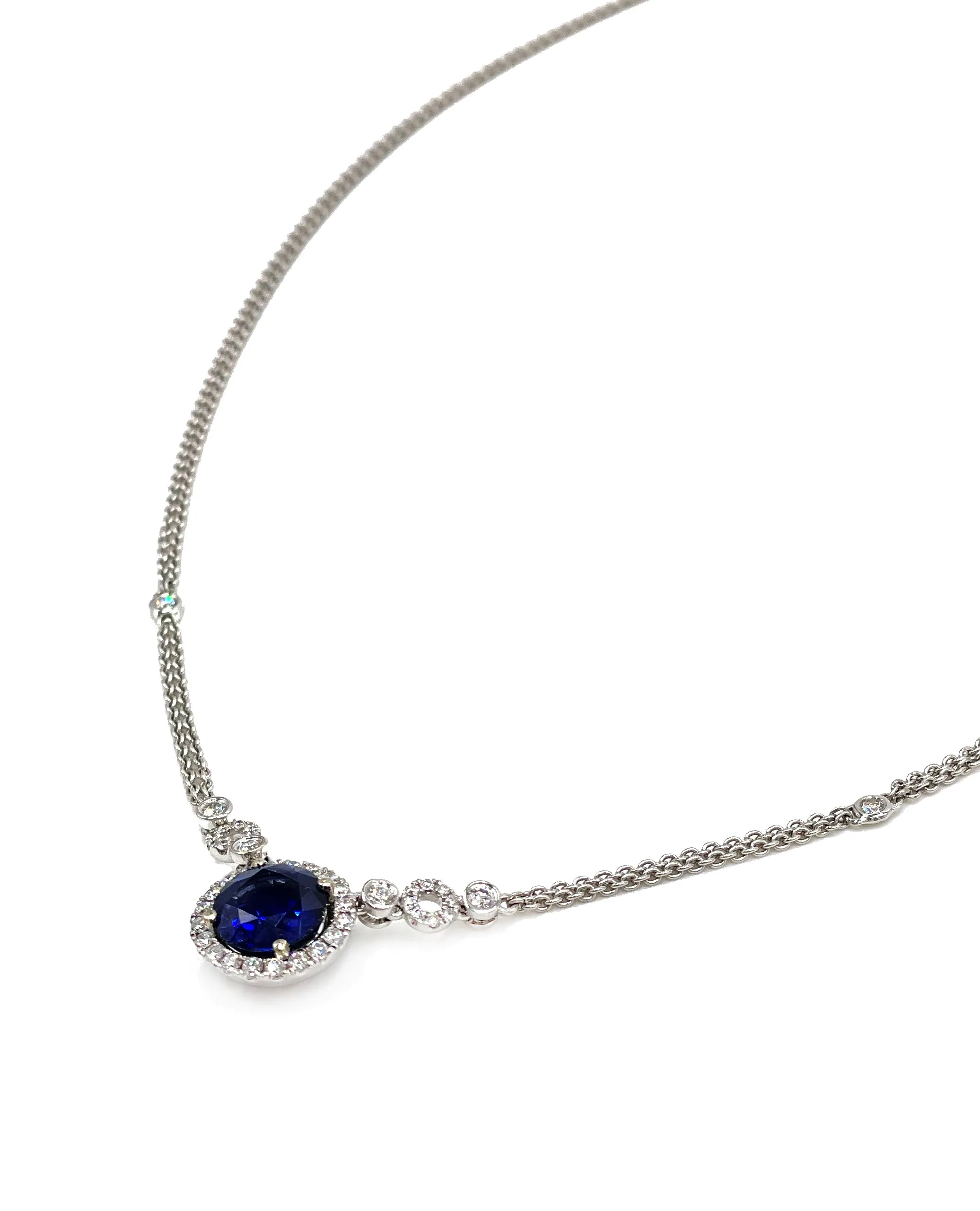 18K White Gold Sapphire Halo Necklace