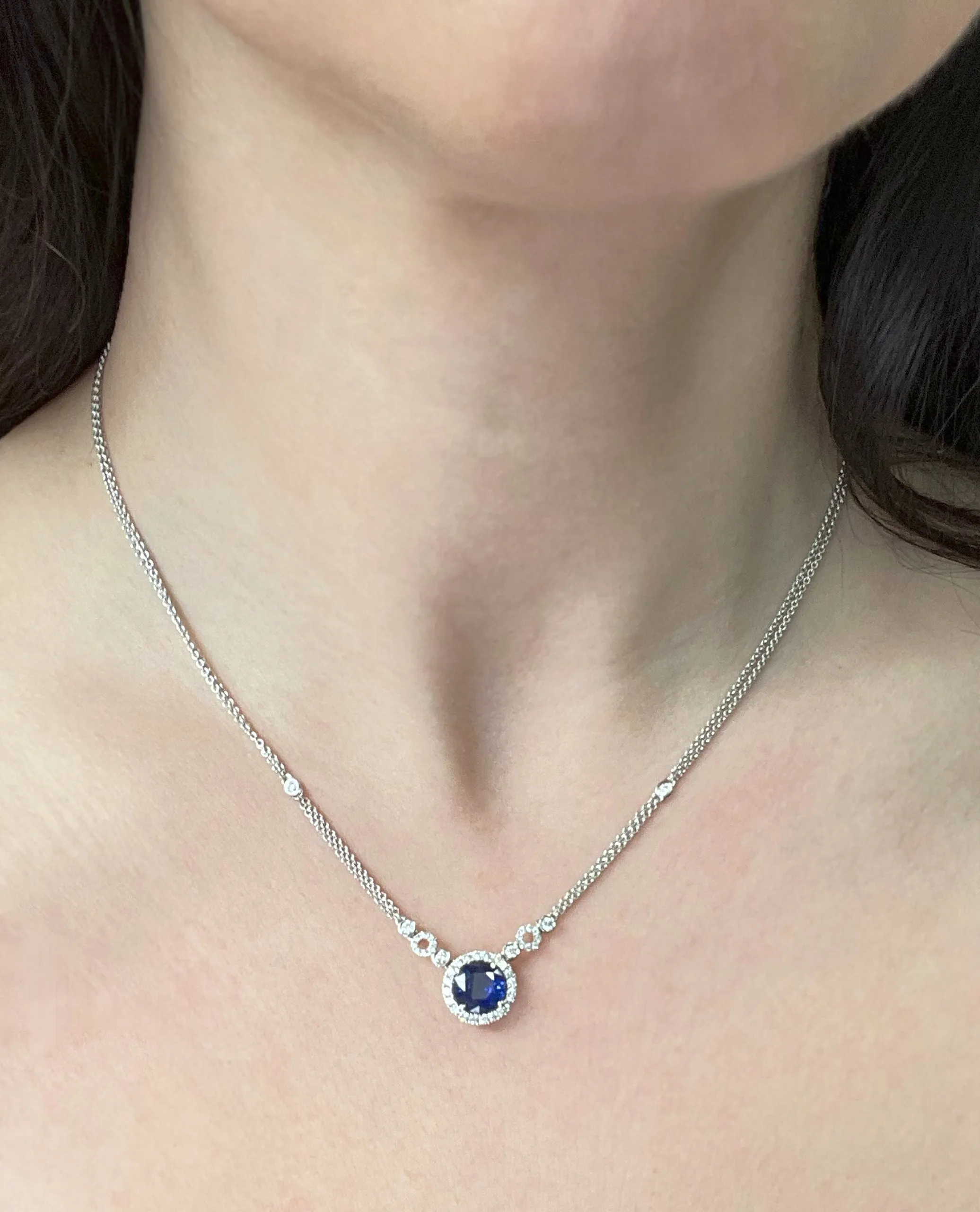 18K White Gold Sapphire Halo Necklace