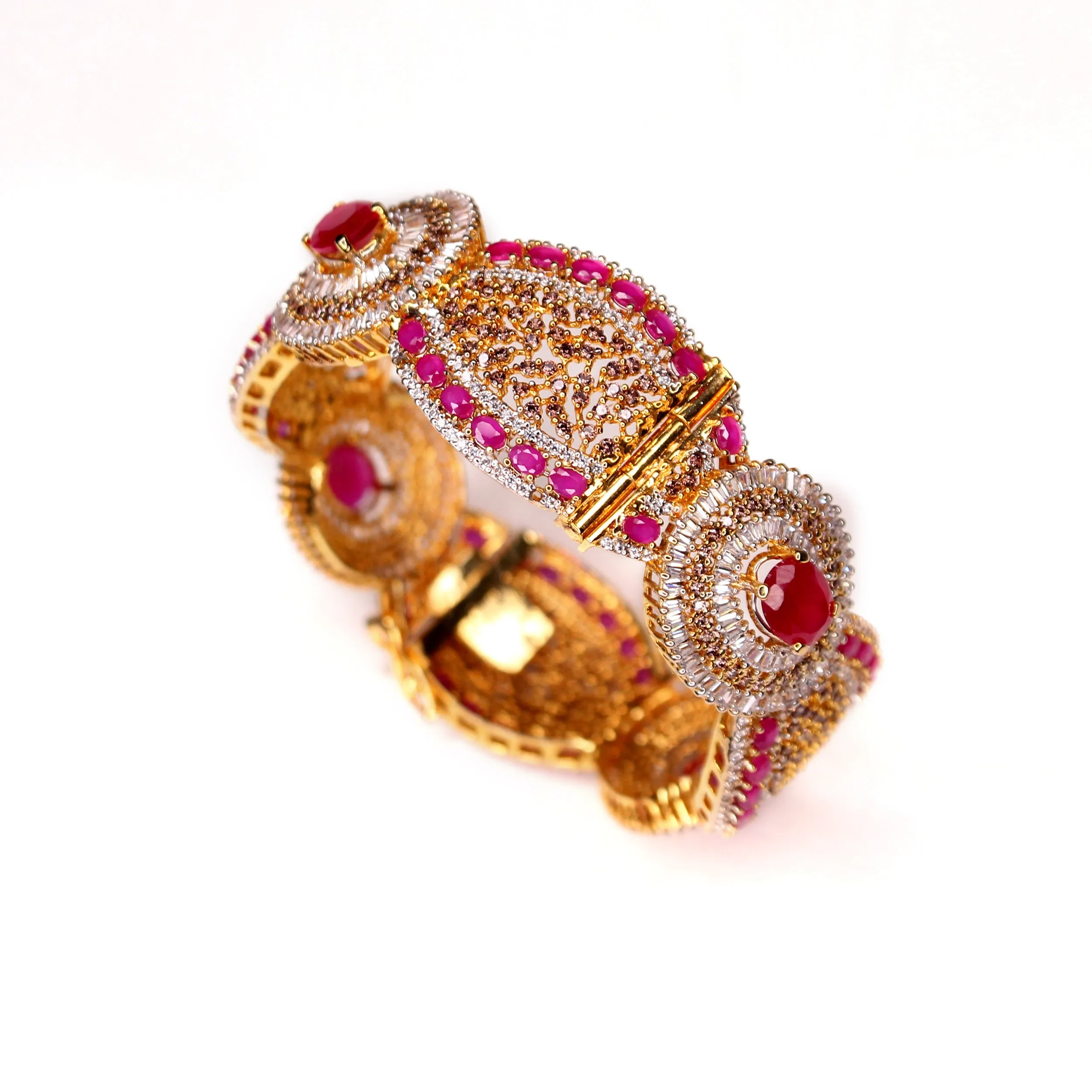 Bangle in Chetum and Cubic Zarcons