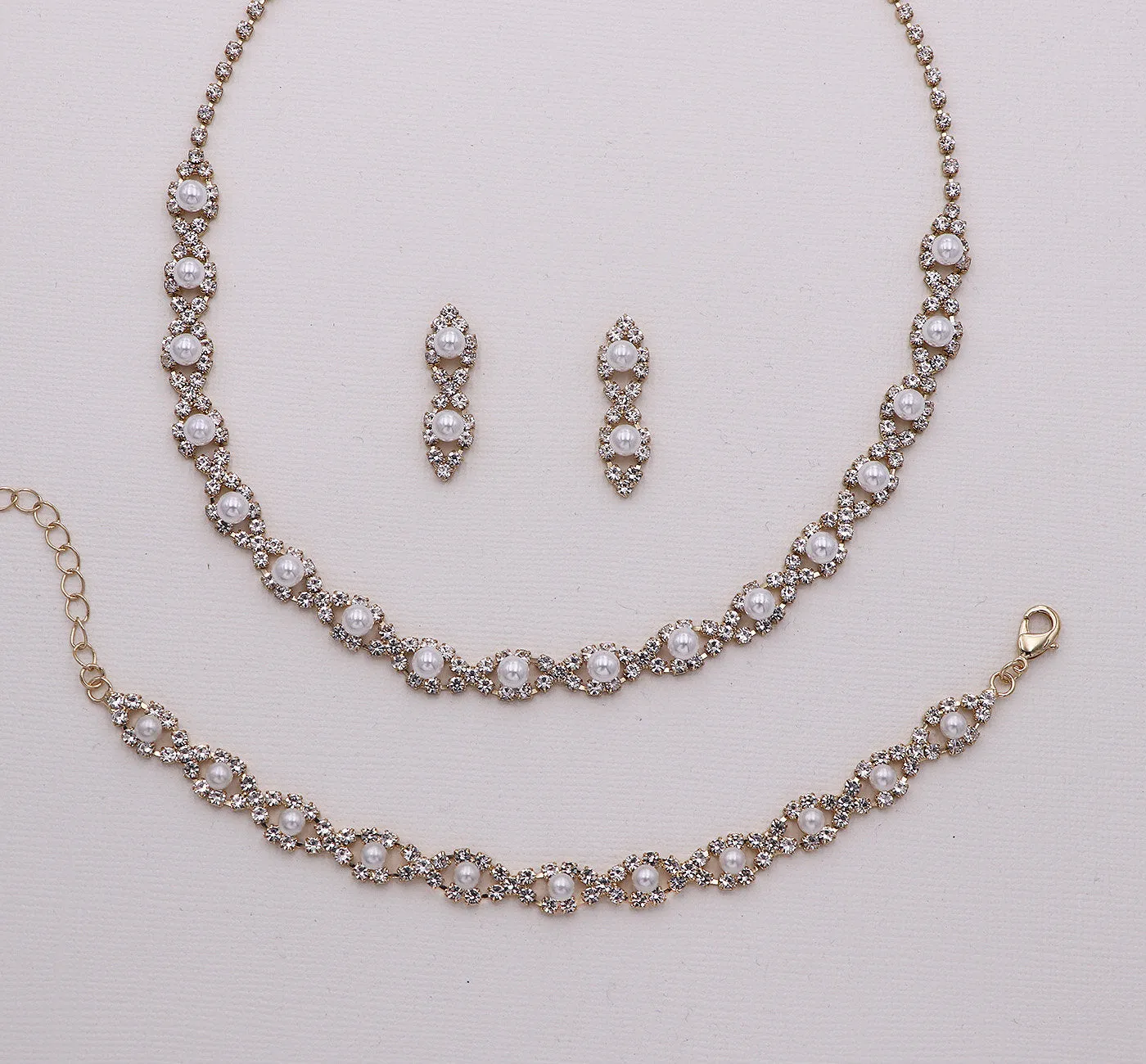 Becca Pearl Jewelry Set