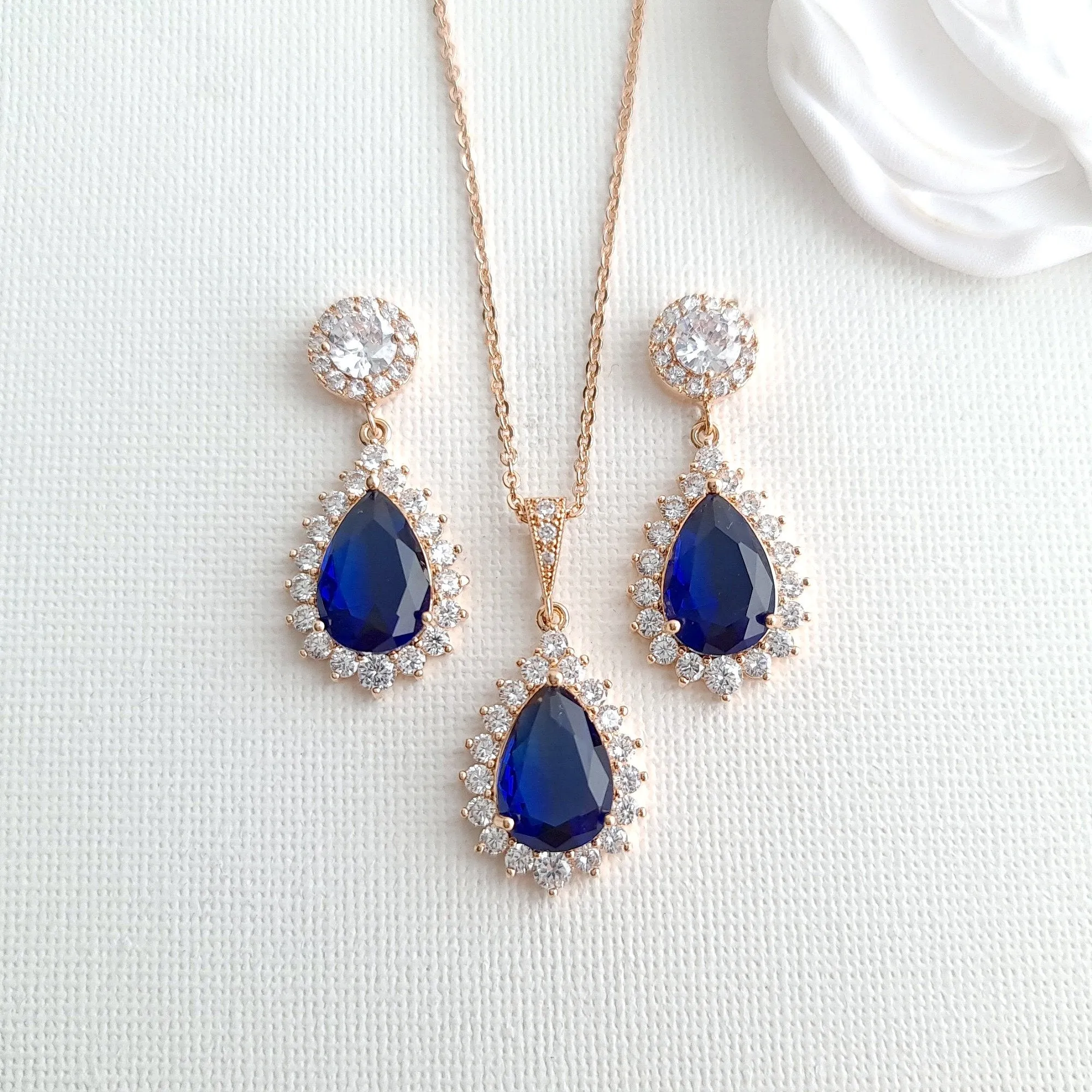 Blue Earrings Necklace Set in Gold-Aoi