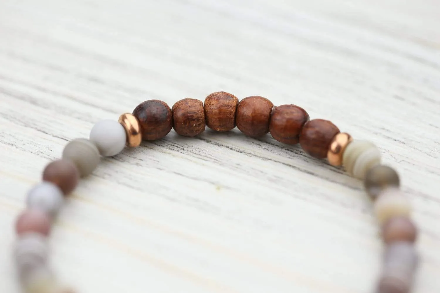 Calming Agate and Rosewood Bracelet