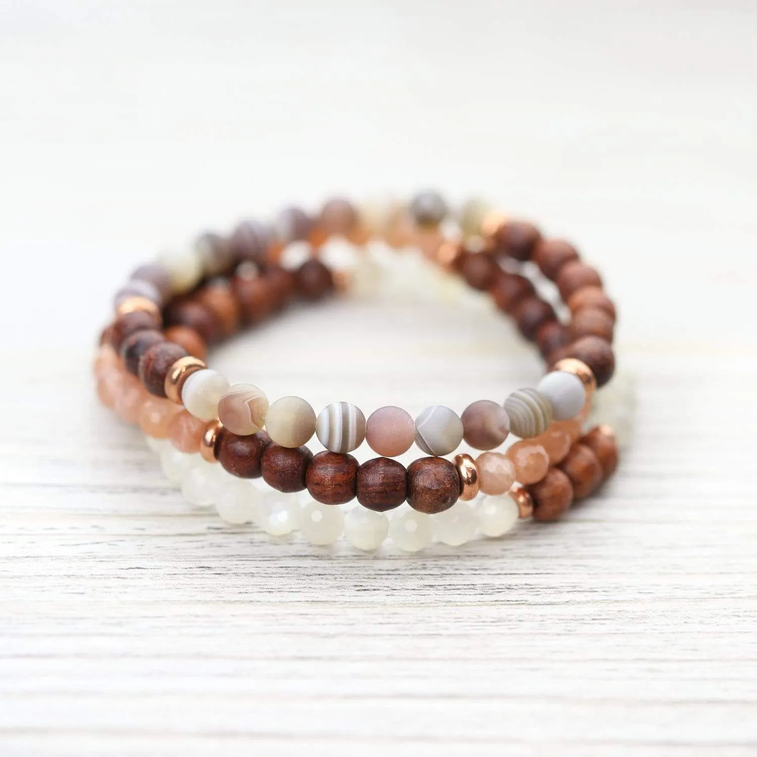 Calming Agate and Rosewood Bracelet