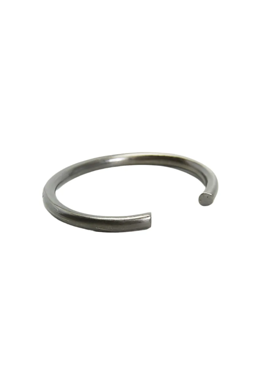 CHEAP MONDAY : ENGRAVED CUFF BRACELET