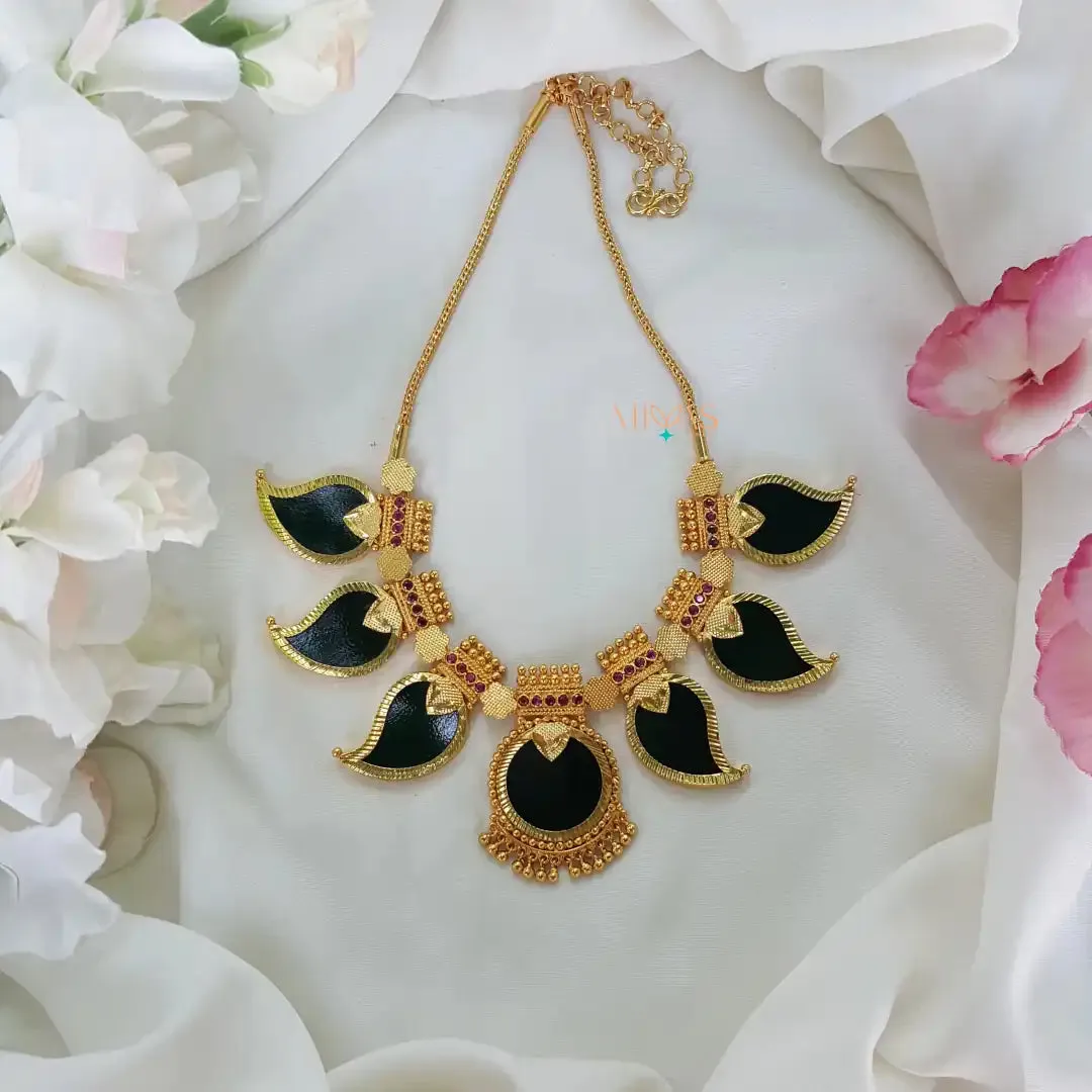 Eye Pleasing Palakka Maang Bridal Necklace