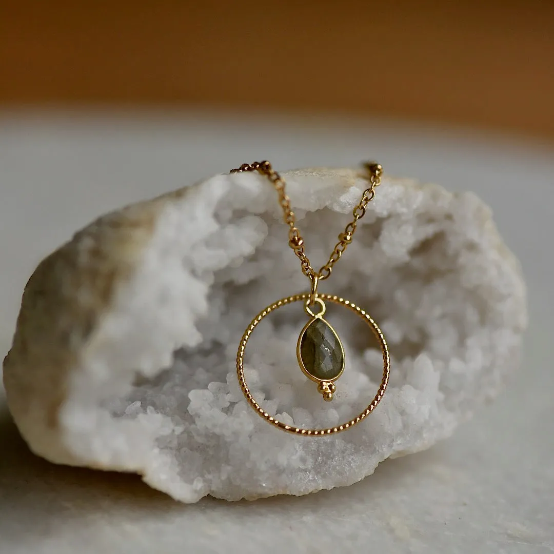 Gentle Fluidity Necklace with Natural Labradorite pendant