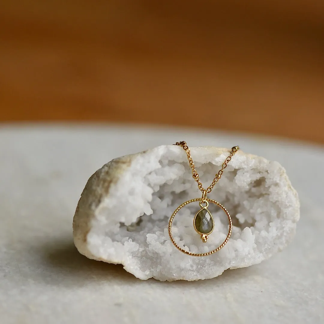 Gentle Fluidity Necklace with Natural Labradorite pendant