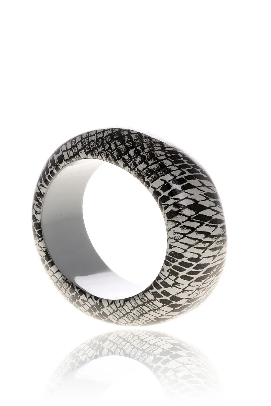 KENNETH JAY LANE SNAKESKIN Silver Resin Bangle