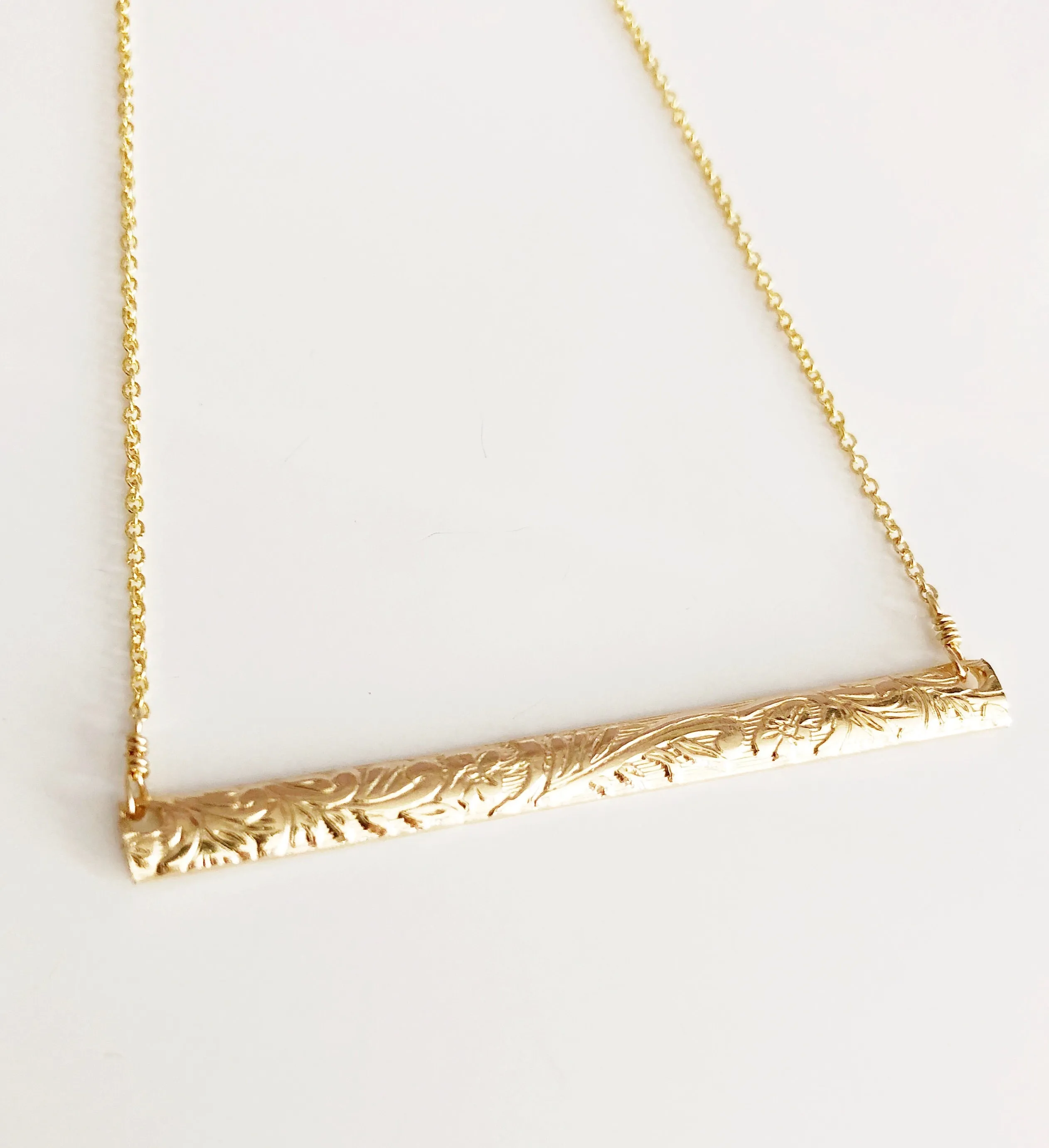 Necklace MELIA - horizontal bar  (N288)