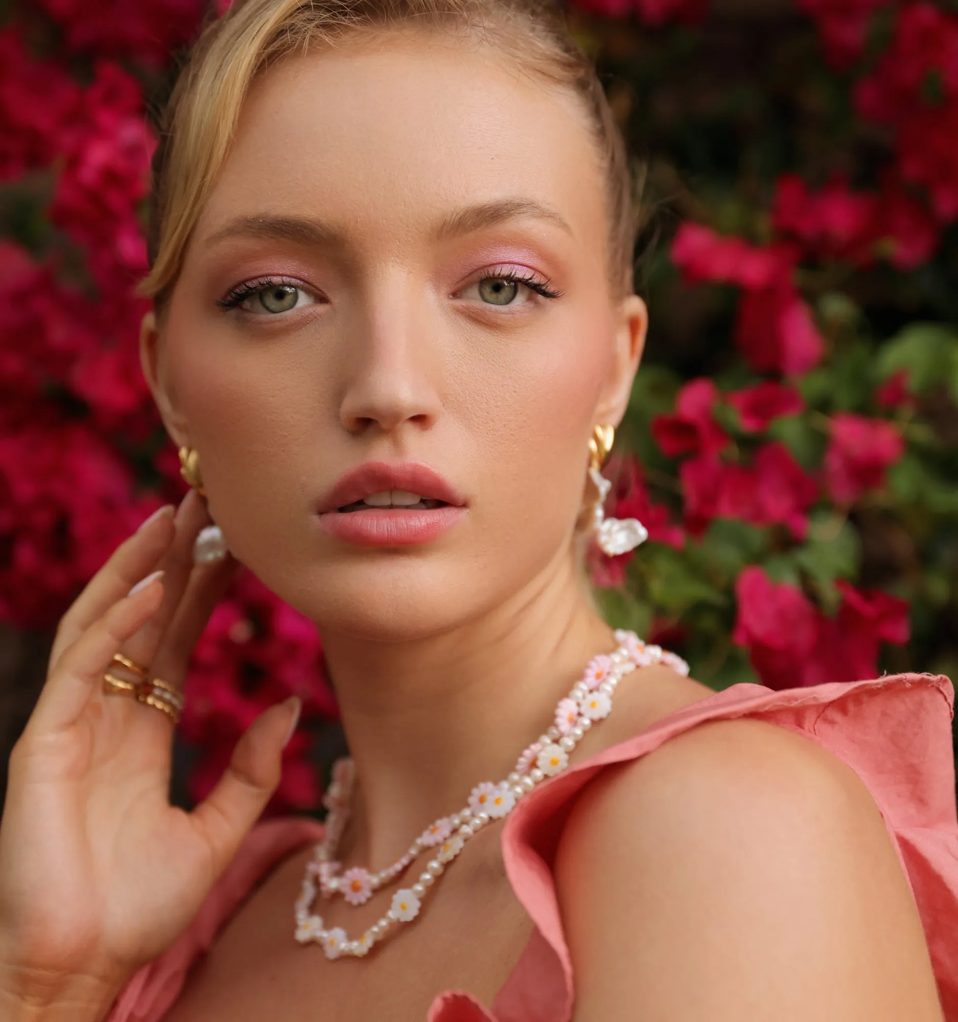 Pink Daisy Necklace