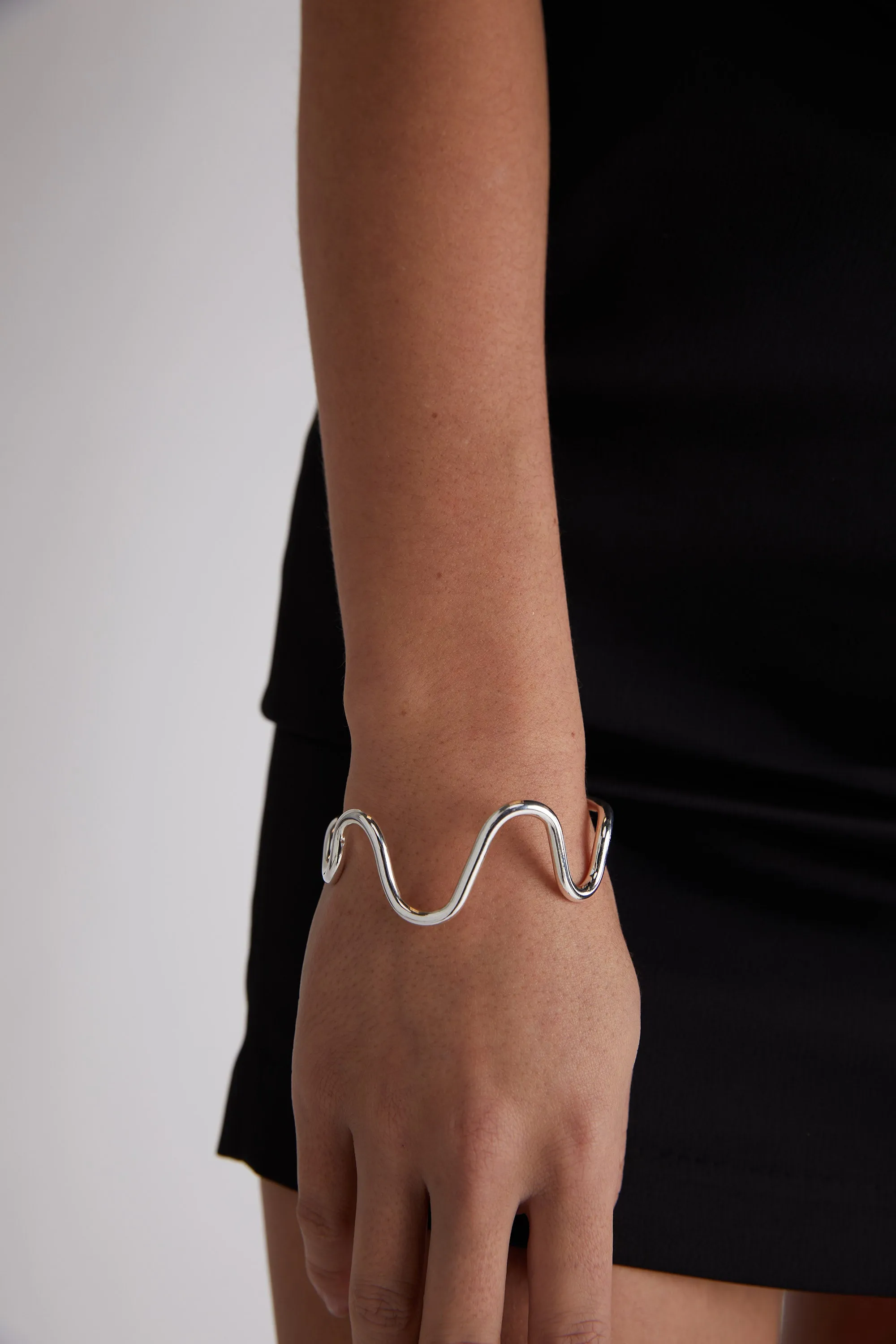 SQUIGGLE CUFF BRACELET