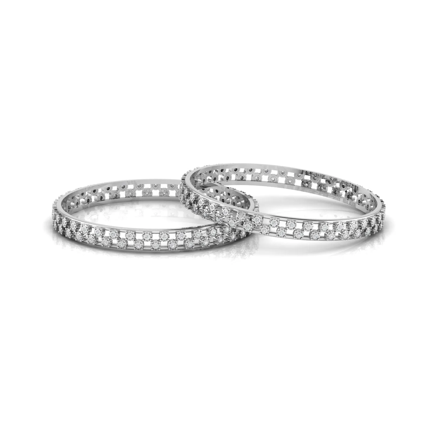 Striking 925 Sterling Silver Bangle