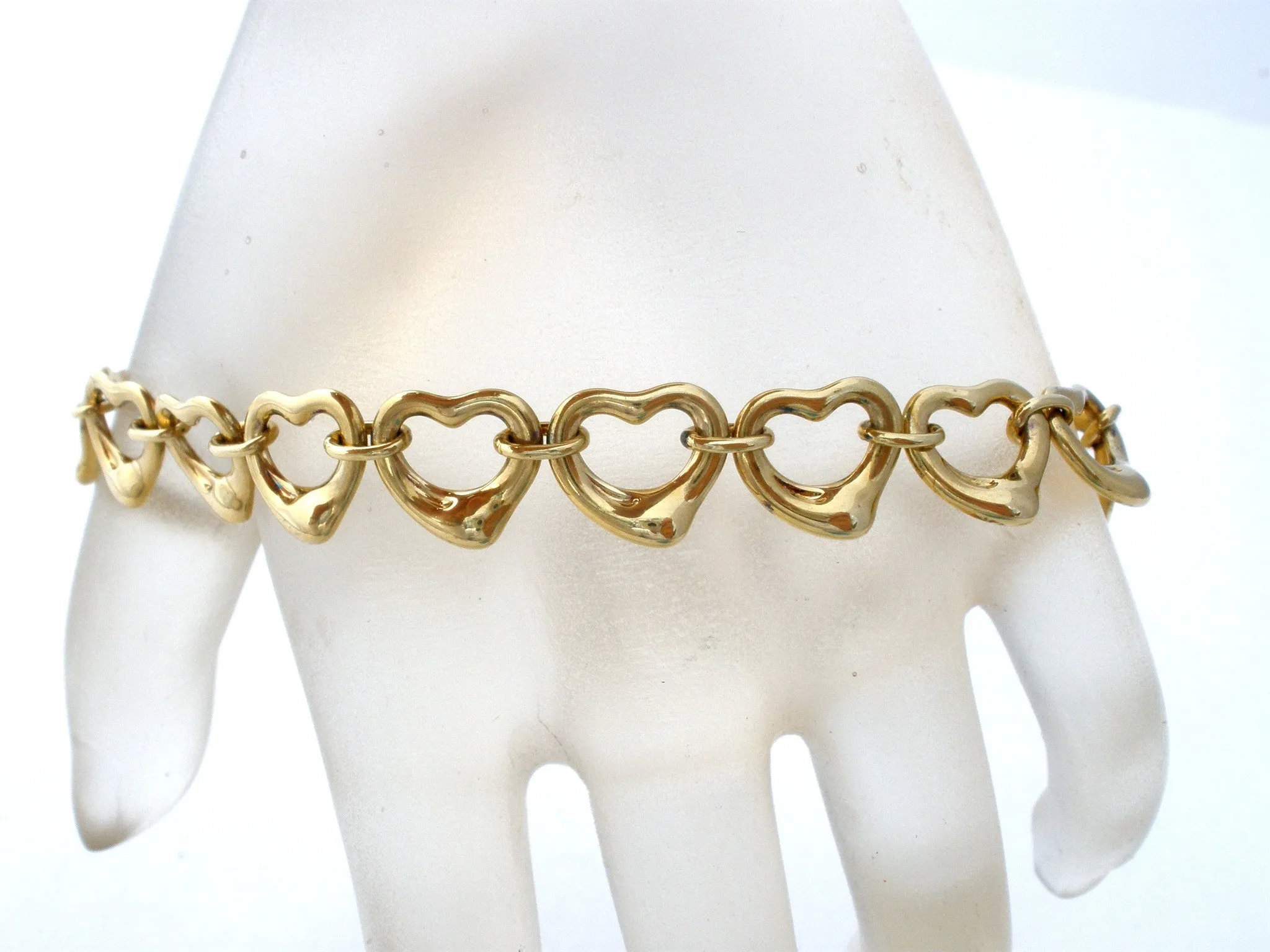 Tiffany & Co 18K Gold Open Heart Bracelet Peretti