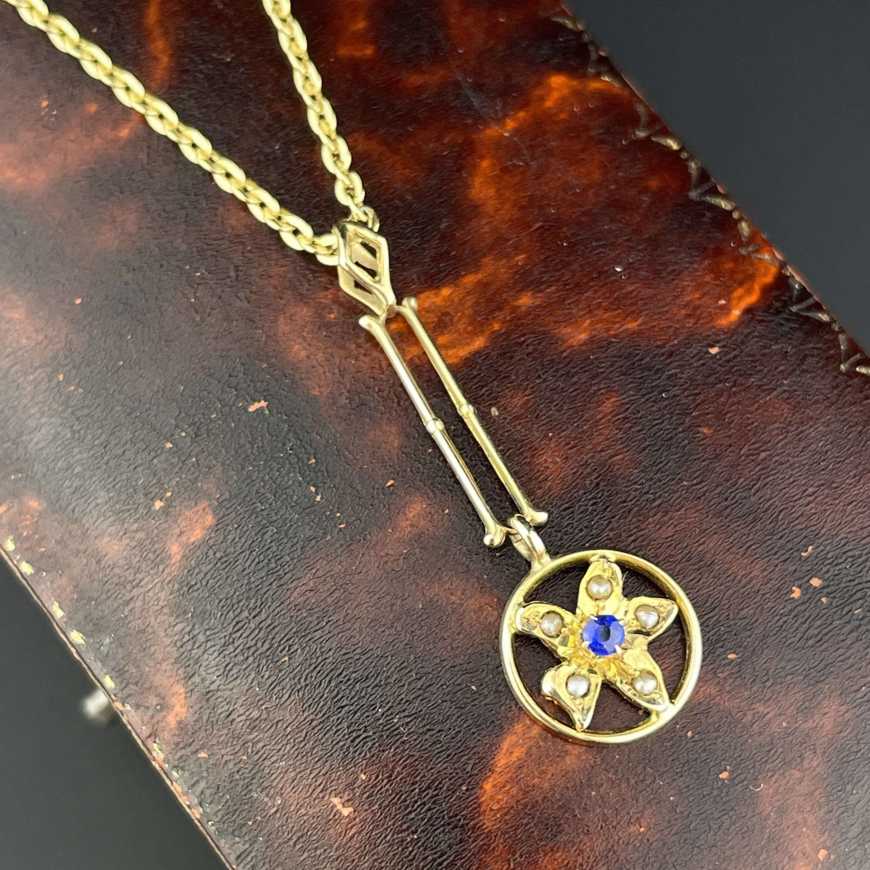 Vintage 10K Gold Simulated Sapphire Star Lavaliere Pendant Necklace