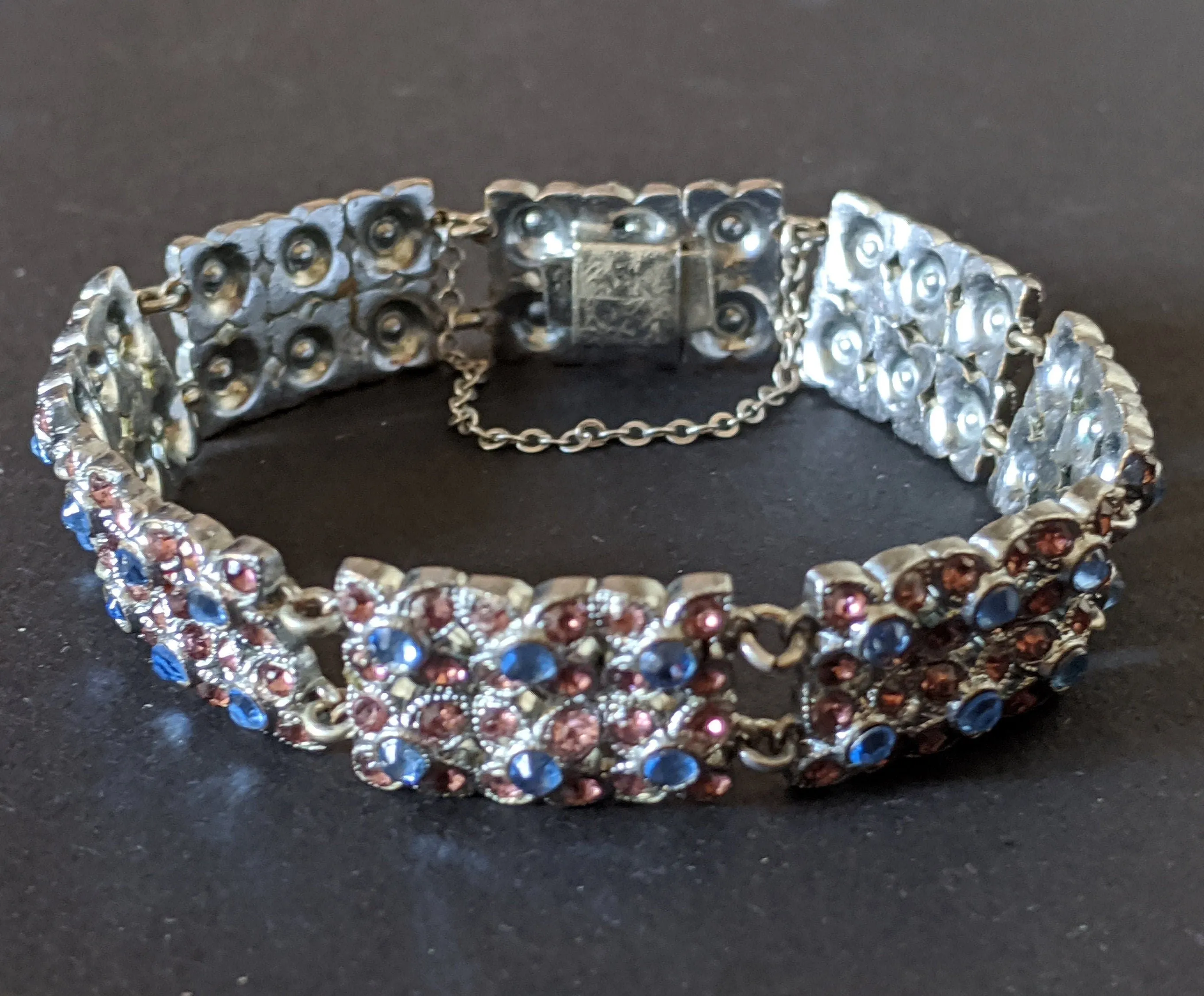 Vintage Art Deco blue and pink Czech rhinestone cocktail bracelet, pretty floral daisy design