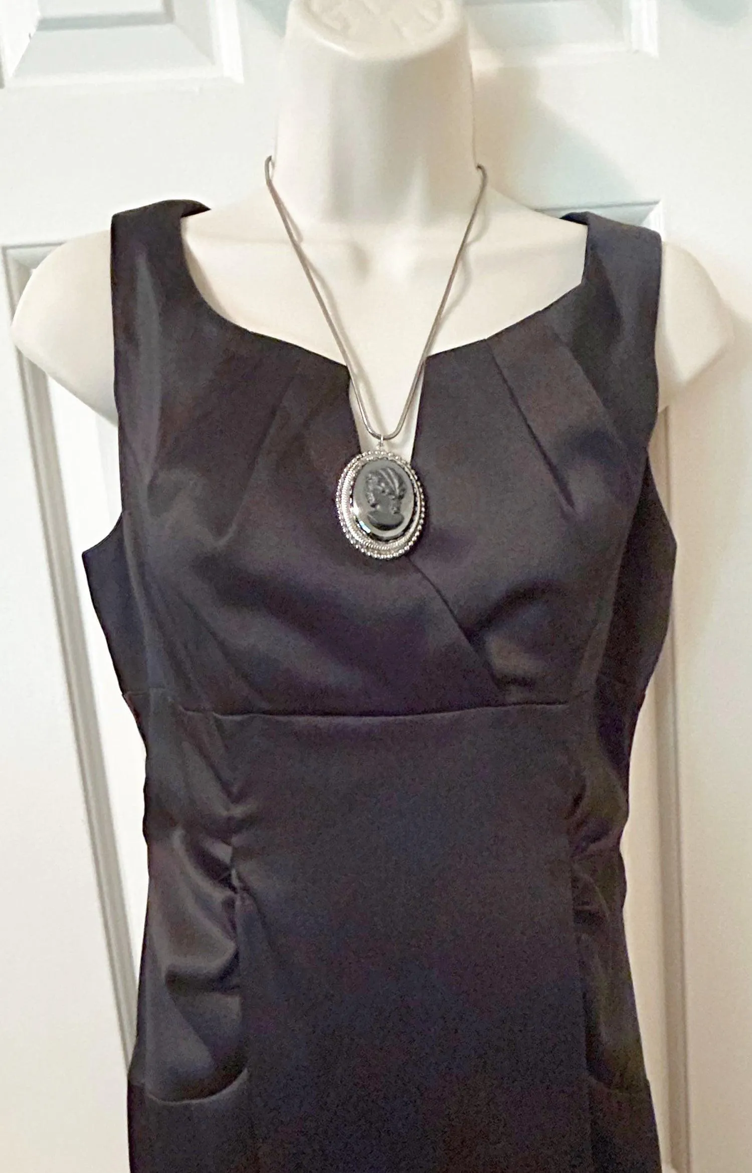 Vintage Black Carved Cameo Pendant and Chain Necklace