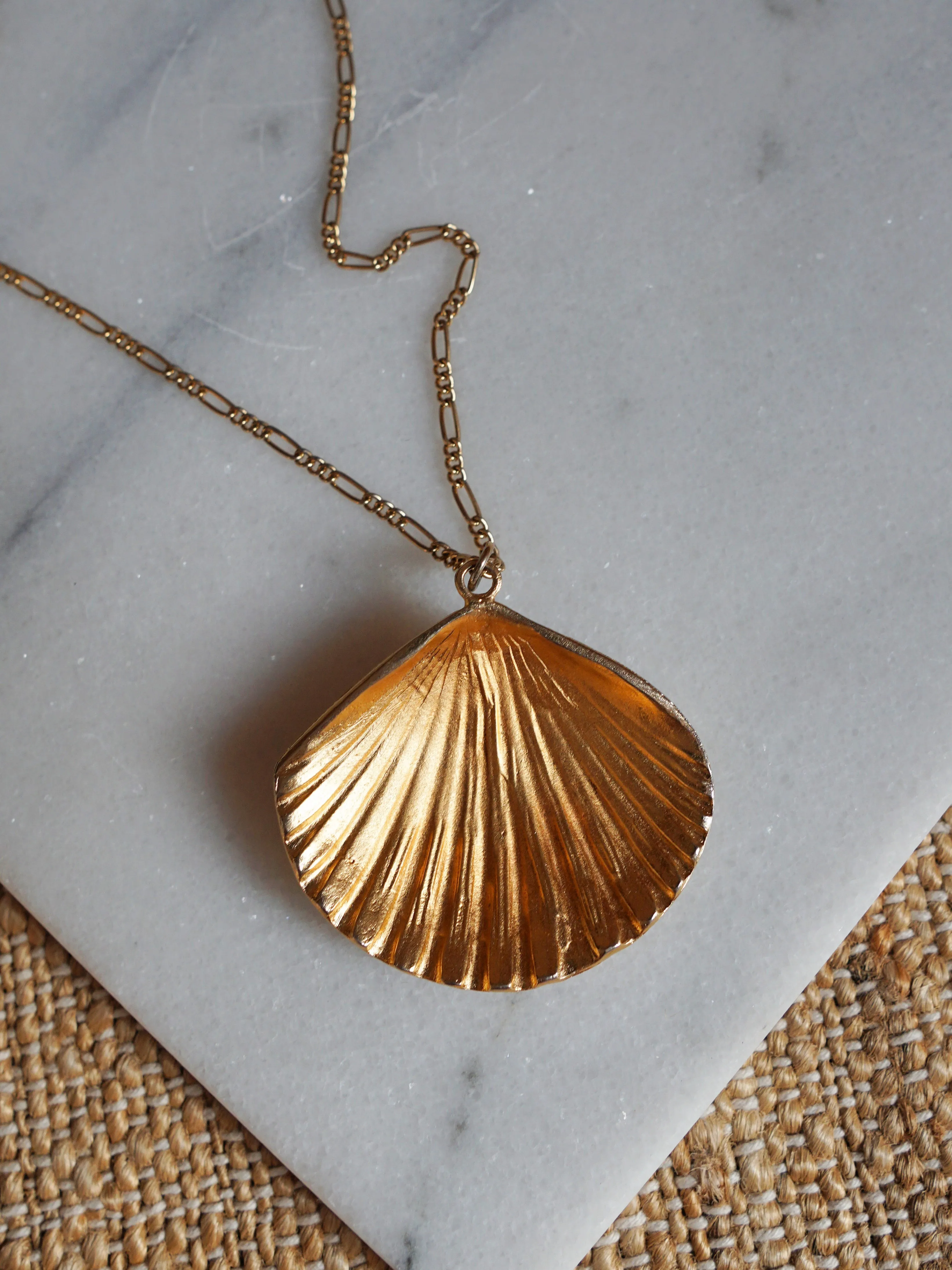 Vintage Golden Seashell Necklace